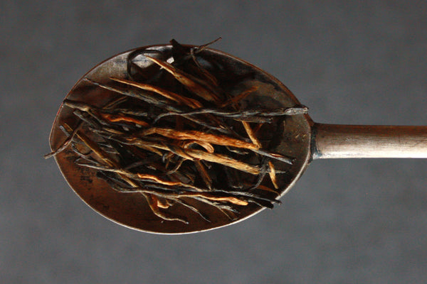 Golden Tian Hong Yunnan Loose Leaf Black Tea, with Bamboo Infuser